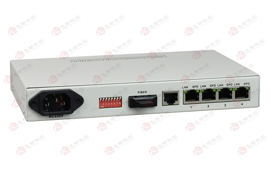 飞畅科技-管理型 1光4电千兆光纤收发器