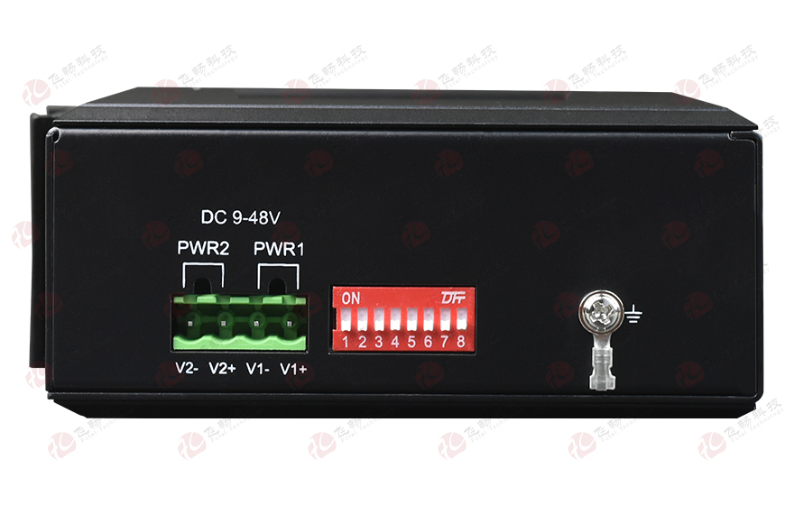 飞畅科技-网管型 6千兆电+2路千兆Comb口+2路万兆光 工业轨式环网交换机